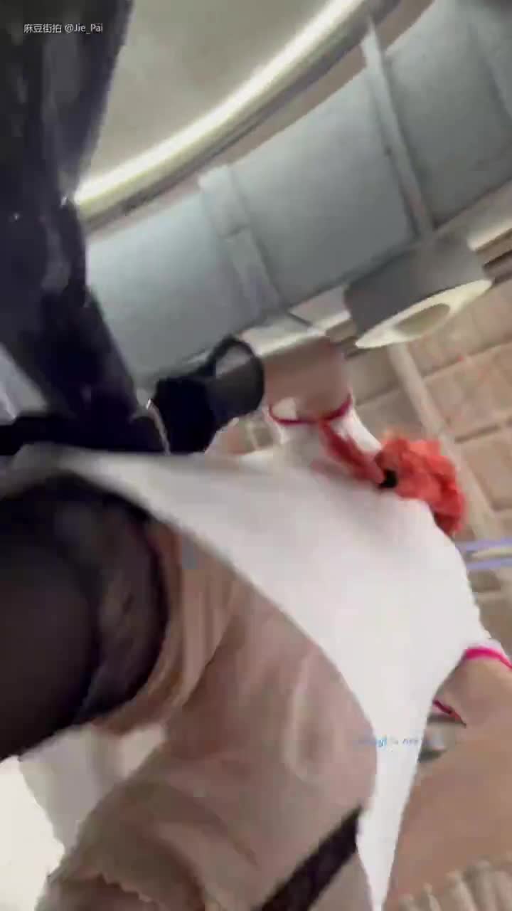 559fd32c-33f9-11f0-85ba-060db0d232c4.mp4