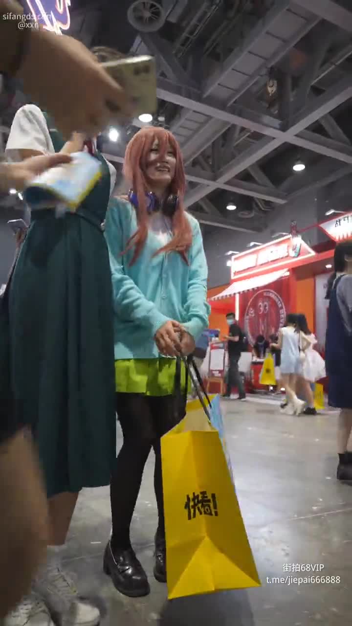 9531a942-2fdb-11f0-b8dd-7add7bac399a.mp4