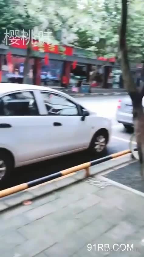 657a87ca-70f6-4468-a303-b6c37c72188c.mp4