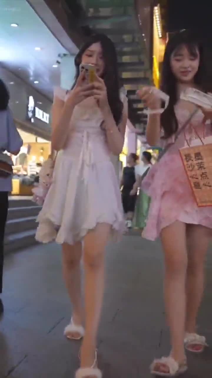 2ab6ef5e-2bea-11f0-9f76-d2aa28aa9c1a.mp4