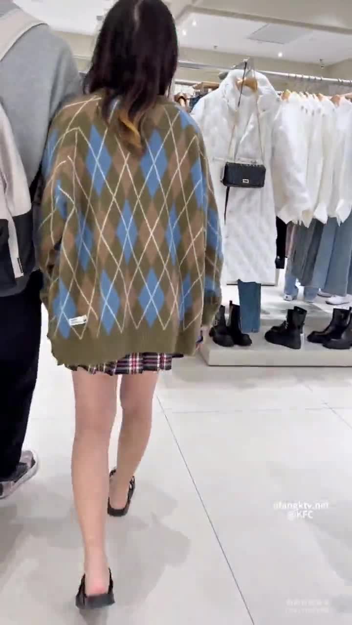 77e019c2-2528-11f0-8302-1ea9f0735b0f.mp4