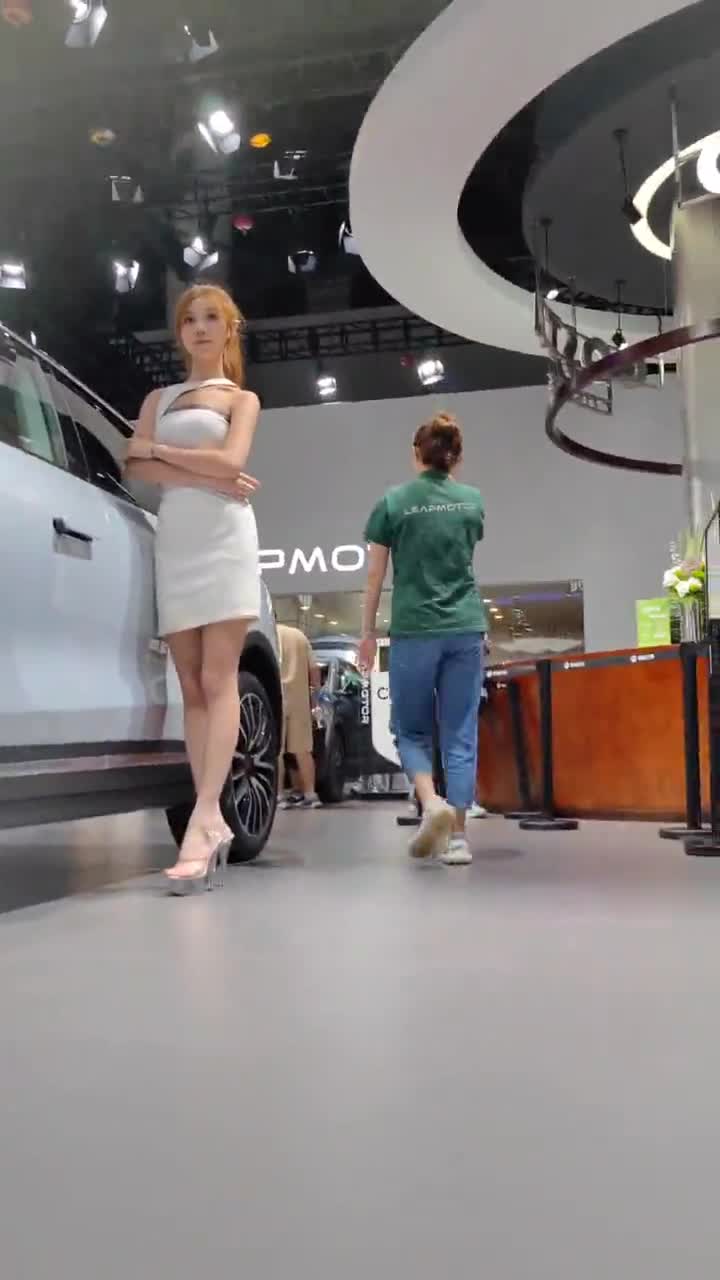 4deb2e82-36cf-11f0-85ba-060db0d232c4.mp4