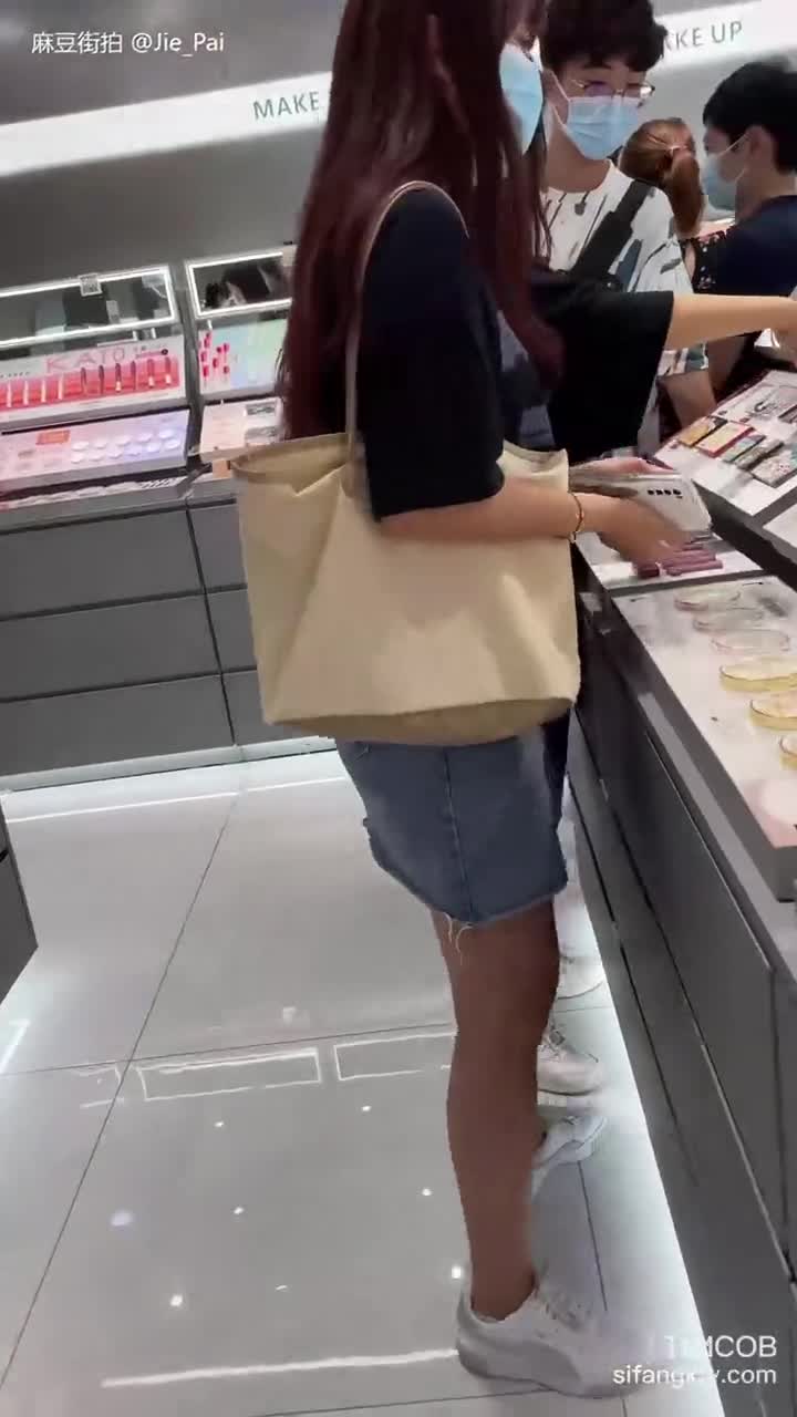 9915caa6-32a7-11f0-8e28-4ad8410911d3.mp4
