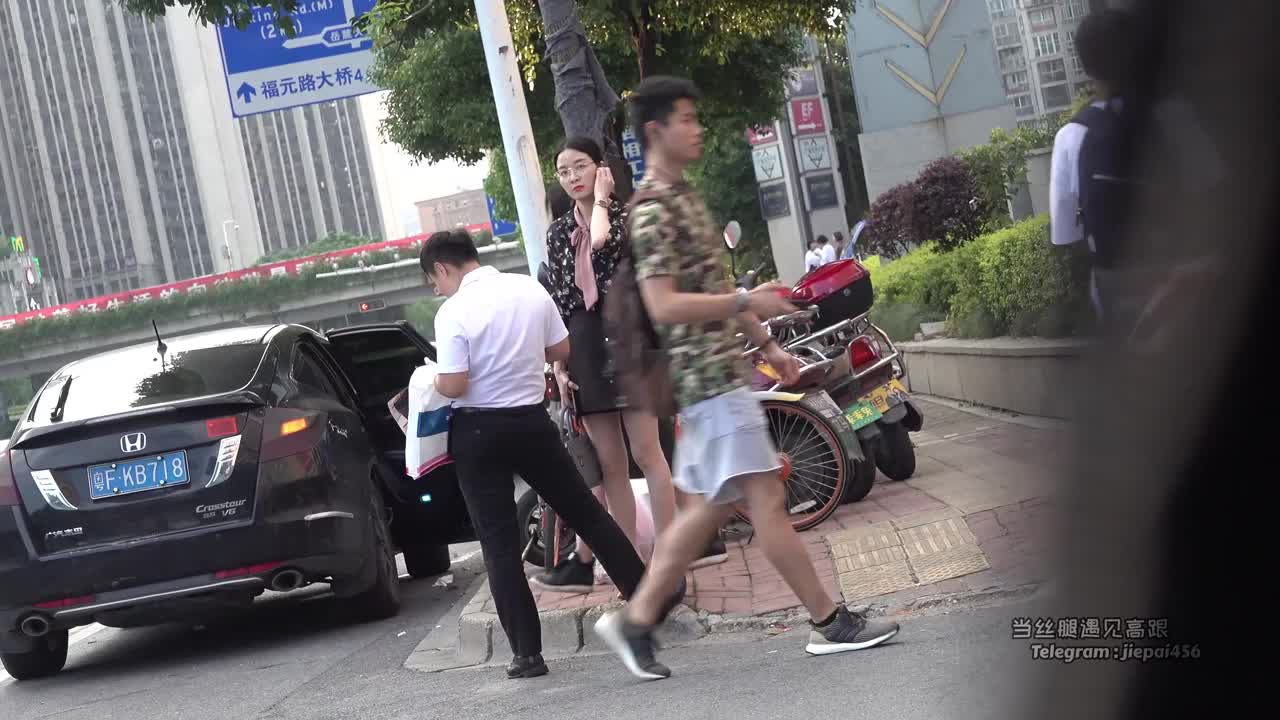 3c8575ef-0675-4abc-9776-ee592a09173d.mp4