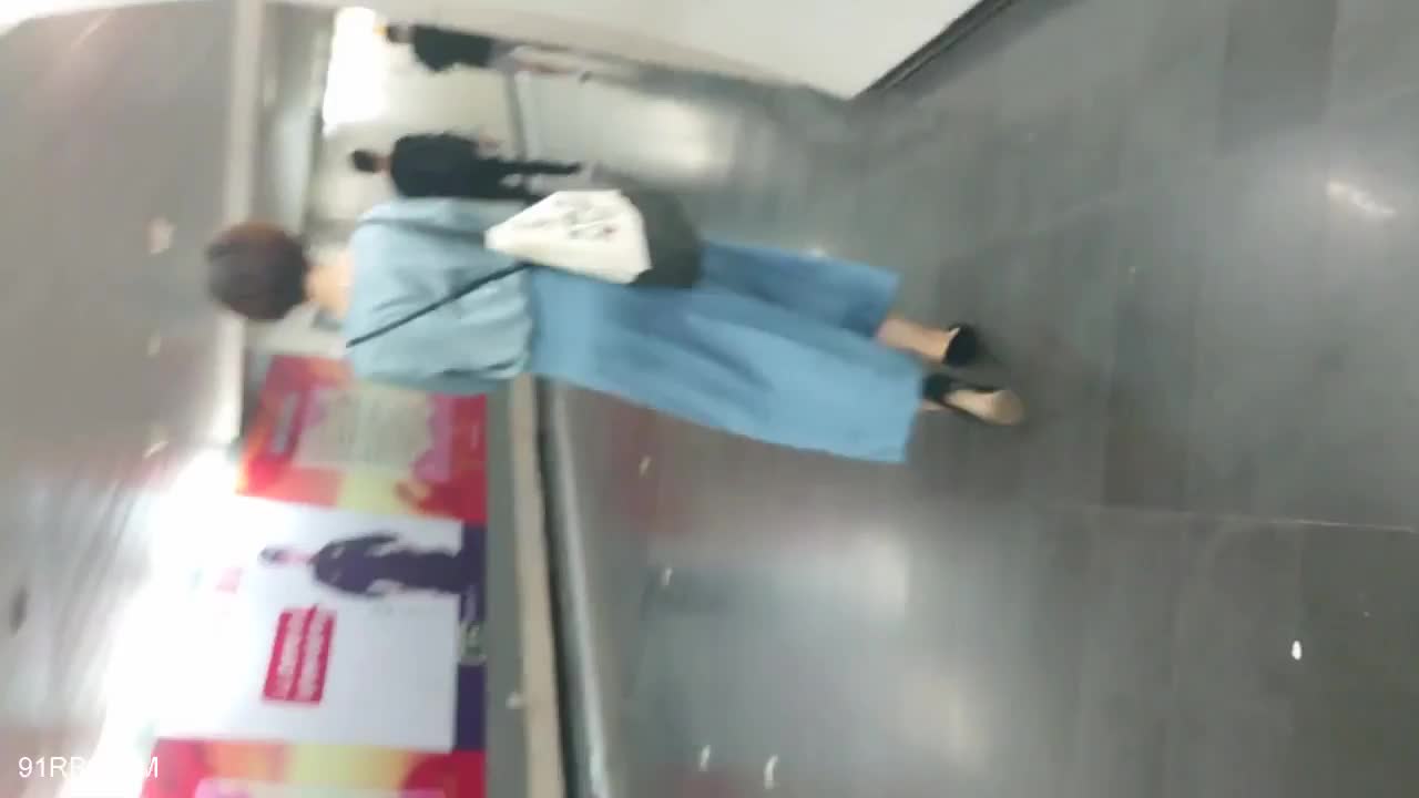 836dc914-2f91-4954-a40e-3b93d2d2ff20.mp4