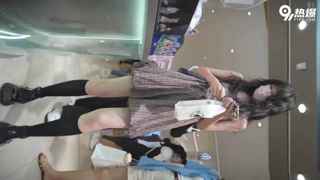e1993841-c805-49bc-99e6-ad0c07d099a9.mp4