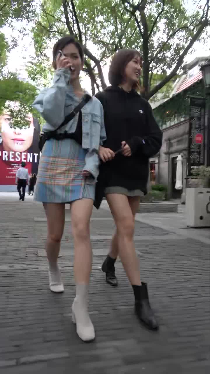 8de58e19-c846-461d-b8a9-6b3c4a41eab3.mp4