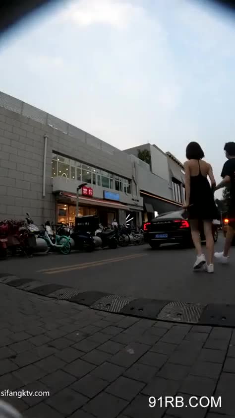 7ae9e5ae-46b2-4f9e-814e-2f685dfa5ba7.mp4