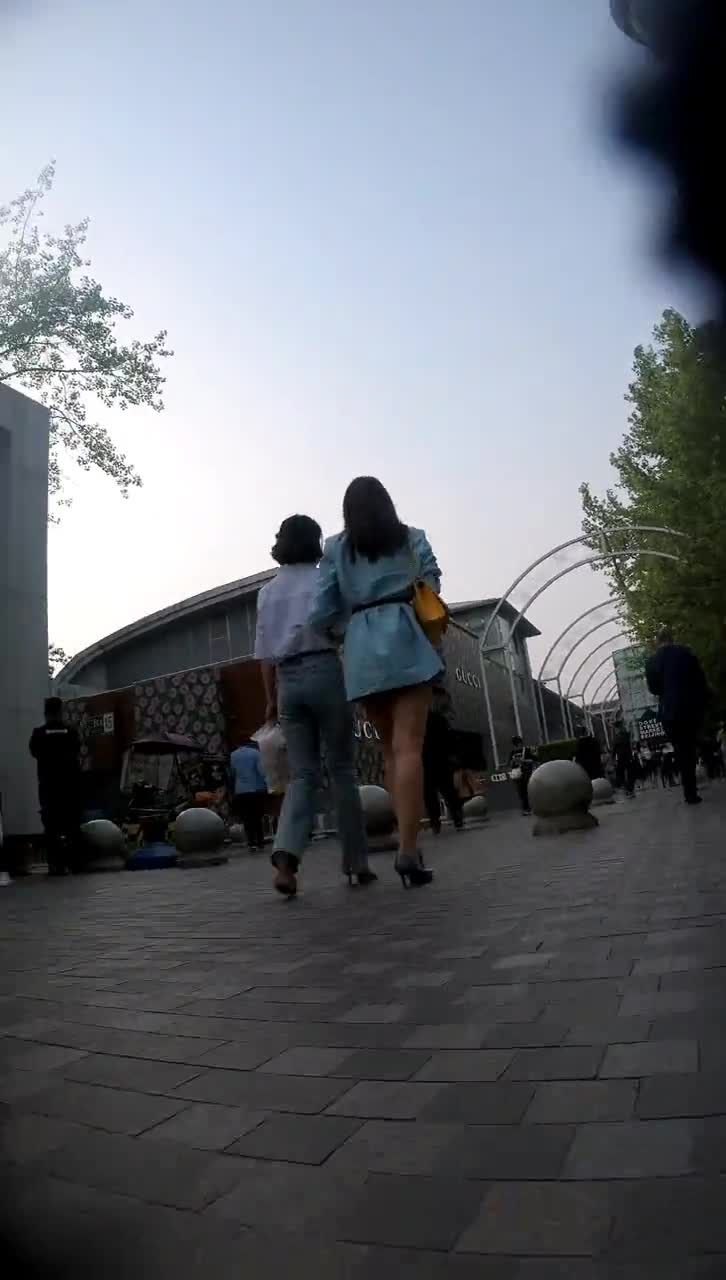 03d7acb2-2536-11f0-8302-1ea9f0735b0f.mp4