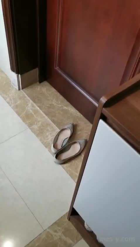 8229c002-3e6d-48b3-a1b7-9608f3bb478e.mp4