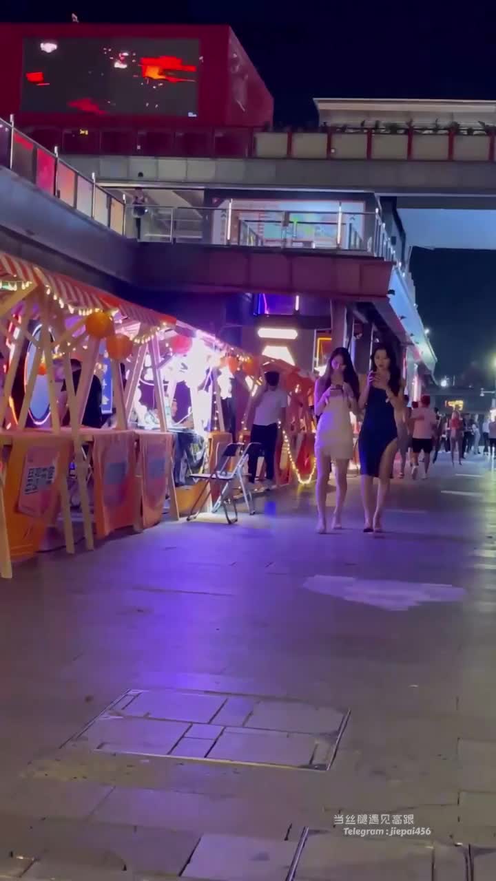 6ef08fb4-1e9e-40ae-972e-451eb4666222.mp4