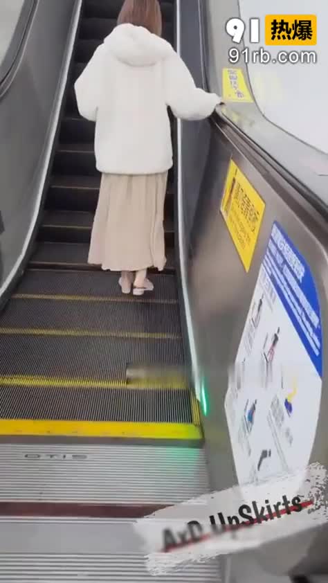 263e729d-90f5-469b-87ef-b5b2c1e86487.mp4