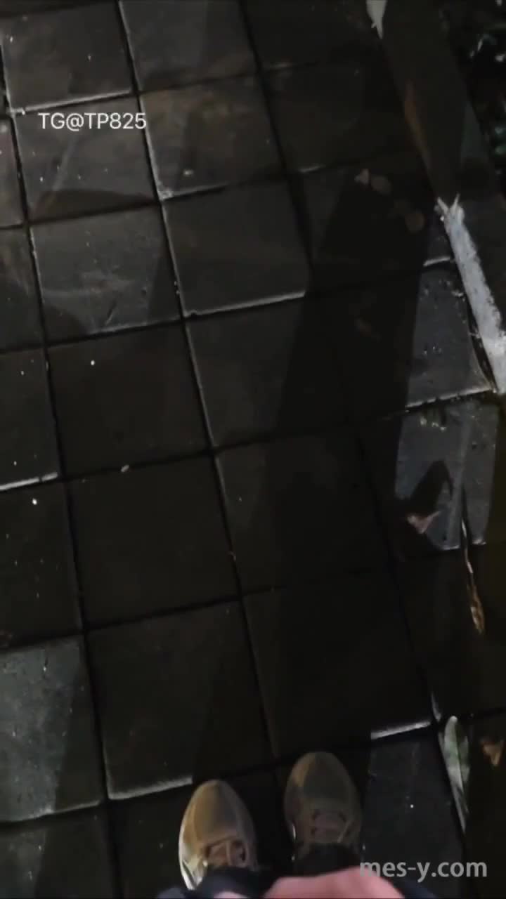 f76e5d27-d36d-46db-aa28-7b1709ec50ff.mp4