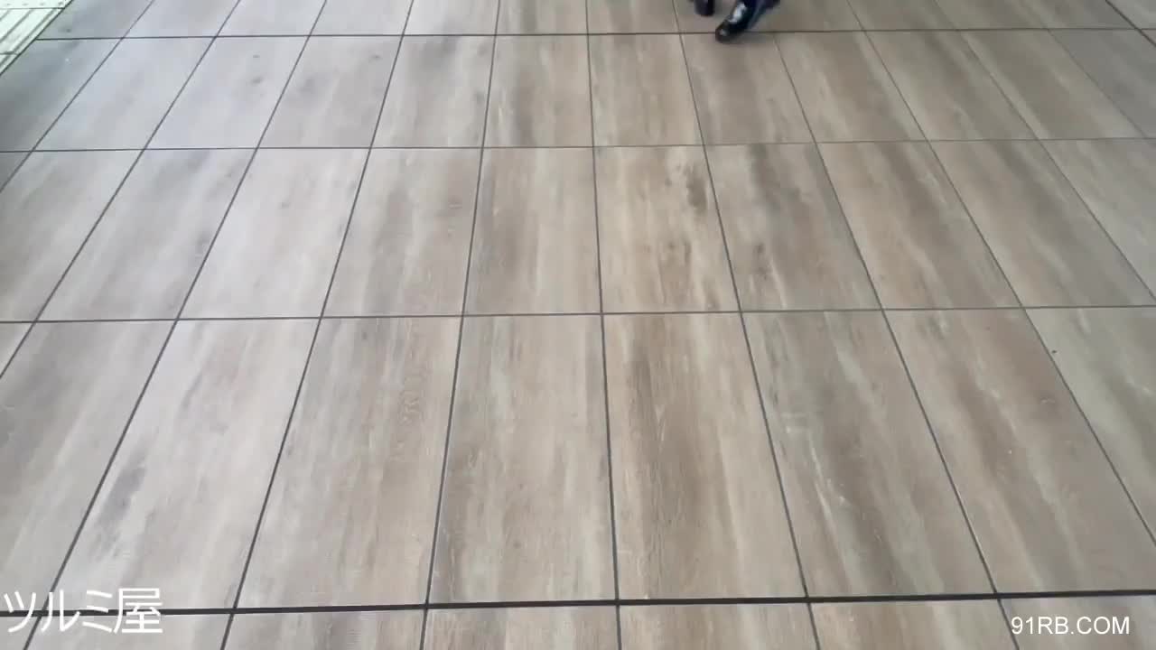26cf1fc4-bdfe-4d5b-a63e-dfb2e38833ff.mp4