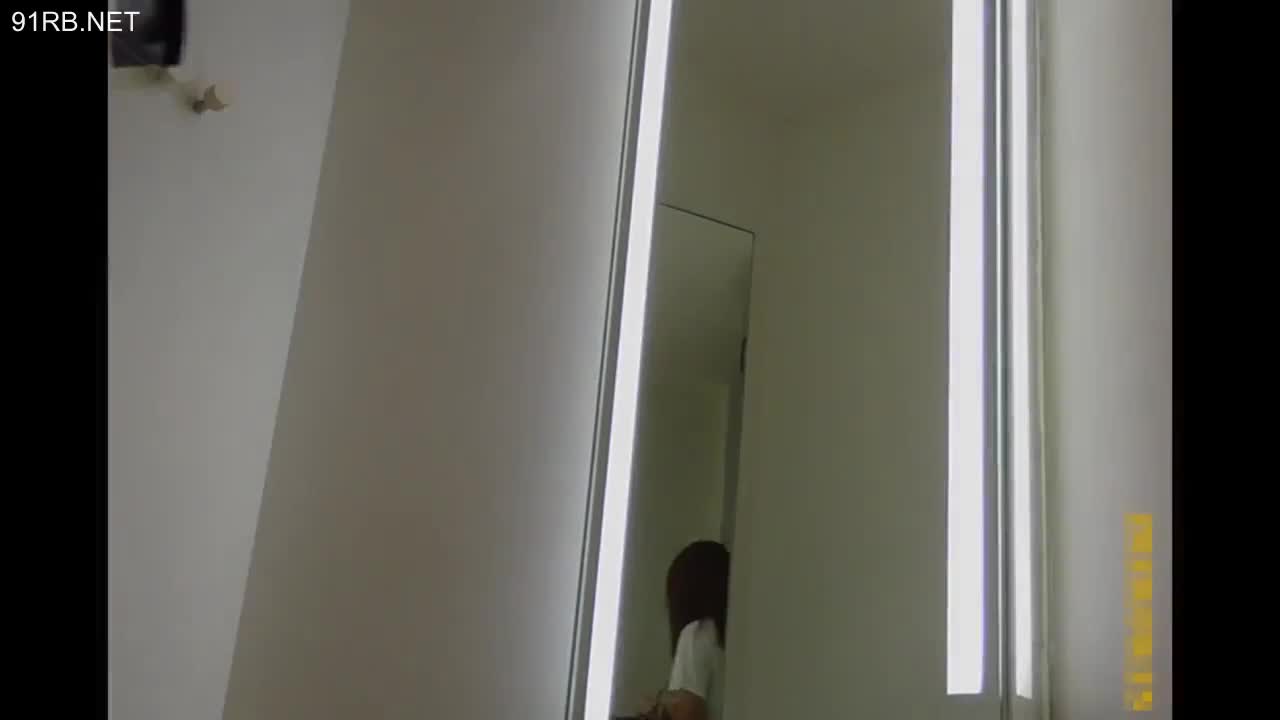 cd501536-b9cb-430e-aa57-aa0f9a15569b.mp4