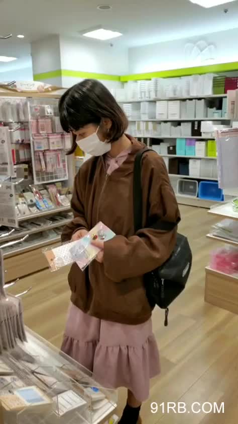 f70d1397-f7e8-43ff-ac77-7f917cee70f6.mp4