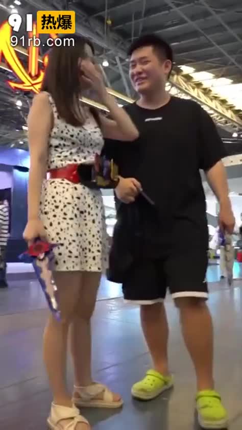 6581367e-884f-4c3f-9ad5-0a99cb38716a.mp4