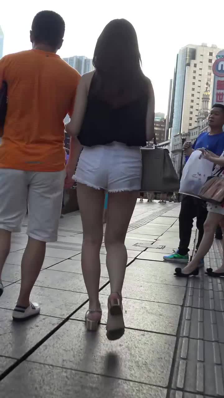 57a44f99-3320-4195-8726-c65842731757.mp4
