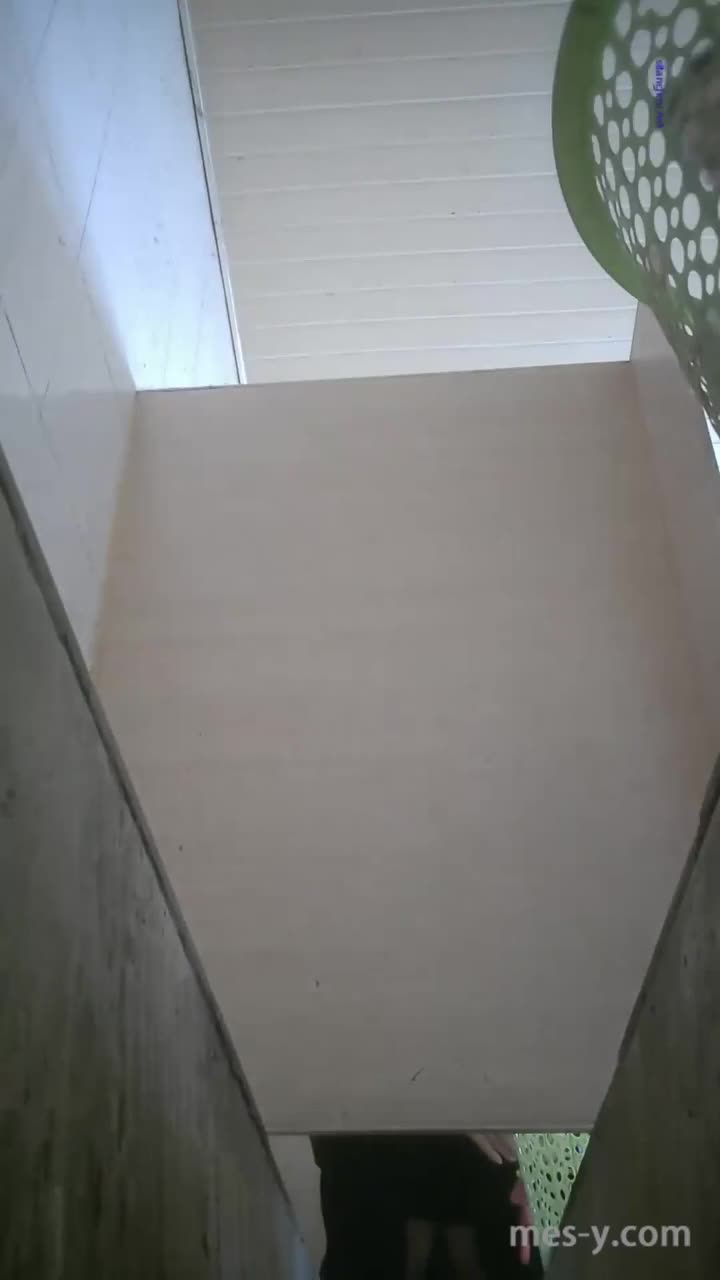 eaaafad4-ff1d-407f-9ecf-32195fc4905b.mp4