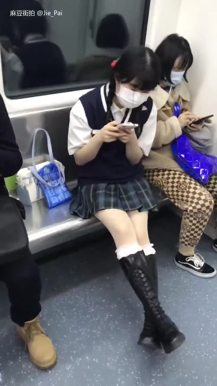 e68e5b2c-3329-11f0-abba-6296f5242e55.mp4
