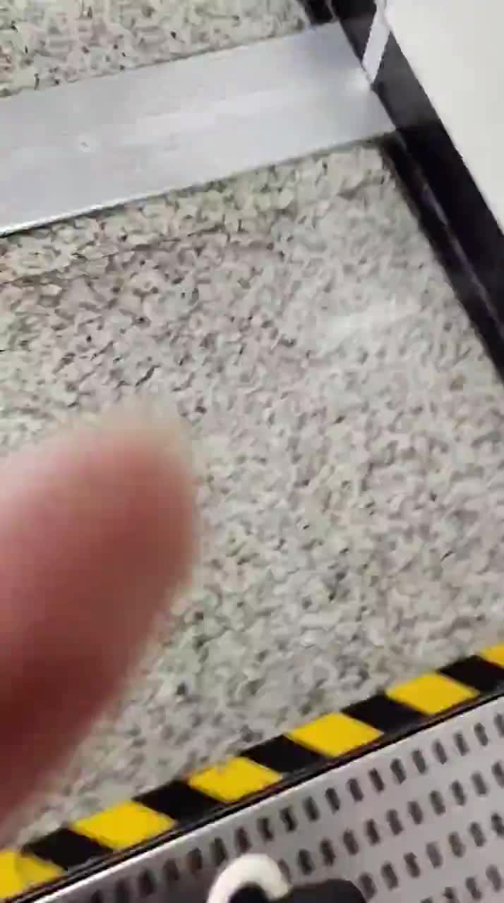 e6f2af8e-2f35-11f0-930c-dea4e58f9af7.mp4